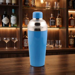 Coctelera Clásica de Acero Inoxidable Duradera y Ecológica de 750 ml con Tapa Hermética, Accesorios de Bar para Fiestas en Casa y Bares - Product Image 3