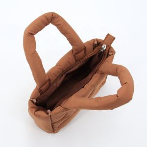 फोल्डेबल पुफर टोटे बैग नायलॉन की कुलीटेड पुड लंबे बहु-कार्यात्मक किंगस्टार कंधे की थैलियां महिलाओं के लिए टोटे - Product Image 4