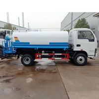 Prix chaud camion-citerne d'eau de bowser de l'eau de 5000 litres à vendre de Chine