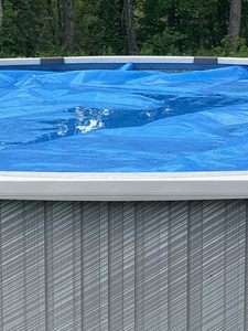 Couverture solaire flottante robuste <span class=keywords><strong>anti</strong></span>-âge pour piscine ronde ou rectangulaire - Product Image 1