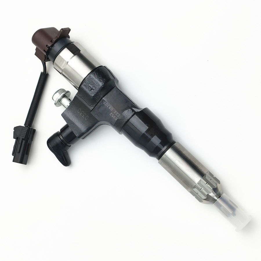High Performance Diesel Injector 095000-6952 Common Rail Fuel Injetor 23670-E0330 for HINO