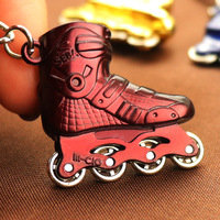 Porte-clés mini en métal tendance et mignon en forme de patins à roulettes pour baskets, salle de sport, bureau