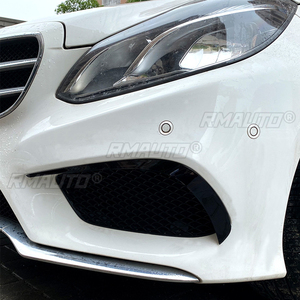 ชุดแต่งสปอยเลอร์กันชนหน้ารถยนต์ ช่องระบายอากาศด้านข้าง สำหรับ Mercedes-Benz E-Class W212 AMG Facelift ปี 2013-2015 แต่งรถ - Product Image 5