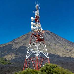 カスタム高さプレハブアングル鋼通信塔、農村および都市ネットワークカバレッジ用耐腐食仕様 - Product Image 4