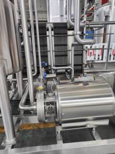 Machine à yaourter industrielle Petit pasteurisateur de lait <span class=keywords><strong>Ligne</strong></span> de production de yaourt au fromage d'usine à prix compétitif - Product Image 2