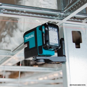 Nivel Láser Makita SK105GDZ 635 nm, Herramienta de Medición Automática para Marcar Líneas - Product Image 3