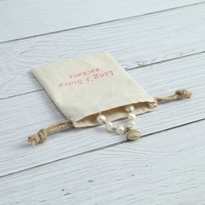 Sacs à cordon en coton personnalisés 8x10 cm, réutilisables, écologiques, pour bijoux, avec logo personnalisé - Product Image 4
