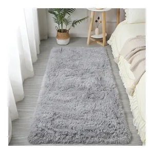 Fábrica al por mayor de poliéster antideslizante moderno suave alfombra esponjosa alfombras para el hogar alfombra decorativa para sala de estar de lujo