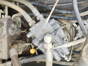 รถขุดไฮดรอลิกแบบตีนตะขาบ XCMG รุ่น XE200GH มือสอง น้ำหนัก 21 ตัน ราคาขาย - Product Image 5