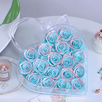 Vente chaude le coeur des roses éternelles de mer dans une boîte en acrylique pour la boîte-cadeau de la Saint-Valentin fleurs de roses conservées de longue durée