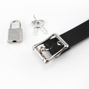 Çiftler İçin Samimi Aksesuar - Kilitli ve Üç Delikli Siyah Silikon Top Ağızlık - Product Image 3