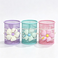 Porte-stylo rond en maille métallique avec fleur en dentelle artisanale décorative, organiseur de papeterie de bureau pour la maison, l'école et le bureau