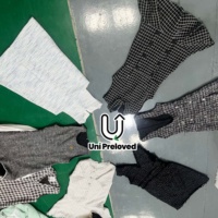 Balles de vêtements usagés en tweed, Balles de manteaux en tweed d'occasion pour femmes