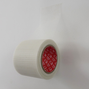Ruban adhésif en fibre de verre de fabrication chinoise en gros <span class=keywords><strong>pour</strong></span> la réparation des fissures dans <span class=keywords><strong>les</strong></span> plaques de plâtre et <span class=keywords><strong>les</strong></span> joints. - Product Image 3