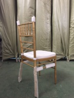 Chaise Chiavari empilable dorée, démontable, en gros, avec structure en métal ou en résine, pour usage extérieur, repas, mariages, banquets, salles de réception