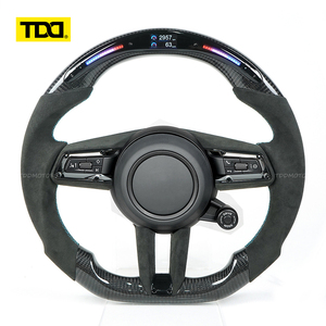 Volant en fibre de carbone LED véritable TDD compatible avec Porsche 992 Caycanne - Product Image 3