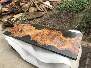 Table à manger en bois naturel de style sombre avec plateau en résine époxy, Nouveauté 2026, Prix abordable, Offre exceptionnelle, Meubles - Product Image 3