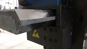 Máy phay tự động, tự di chuyển, phay cạnh tấm kim loại, tạo cạnh vát V/J/X/K - Product Image 5