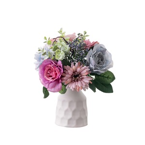 Bouquet de fleurs artificielles CallaFloral Rose Rouge Fait main pour la décoration de mariage et de la maison - Product Image 5
