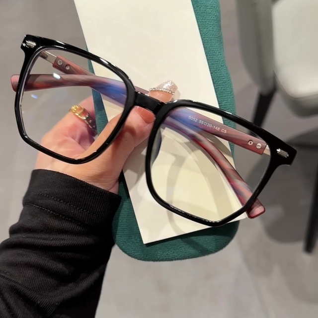 SKYWAY Fashion Oversized Frame TR90 Optical Eyeglasses Square Spectacles Custom Women's and Men's Anti-Blue Light Glasses
