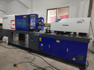 Machine de moulage par injection horizontale PET d'occasion Haitian MA90, <span class=keywords><strong>petite</strong></span> machine de traitement du plastique mécanique/électrique - Product Image 5