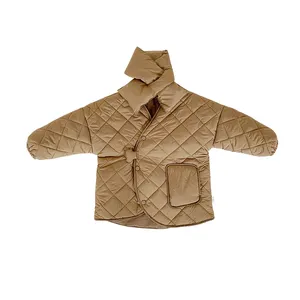 N1384 детская зимняя одежда для маленьких мальчиков с уникальным дизайном, зимнее плотное Стеганое пальто с шарфом для мальчиков