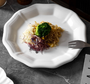 Assiettes de Dîner en Porcelaine Écologiques Haut de Gamme, Assiettes à Dessert à Bord Solide pour Hôtels, Restaurants et Mariages - Product Image 4