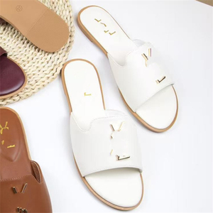 <span class=keywords><strong>Sandalias</strong></span> <span class=keywords><strong>Planas</strong></span> Cómodas para <span class=keywords><strong>Mujer</strong></span> 2025, <span class=keywords><strong>Sandalias</strong></span> de Moda para Exteriores, Pantuflas, <span class=keywords><strong>Sandalias</strong></span> de Verano para <span class=keywords><strong>Mujer</strong></span>, Babuchas de <span class=keywords><strong>Cuero</strong></span> Suave - Product Image 4