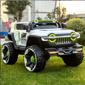 Voiture électrique en plastique pour enfants, grande voiture jouet à quatre roues pouvant accueillir des adultes, tout-terrain Tank 300, voiture télécommandée pour bébé - Product Image 3