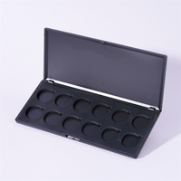 Palette de fards à paupières 12 trous personnalisée Conteneur Boîte de maquillage en plastique Stockage intérieur EVA intégré Personnalisé