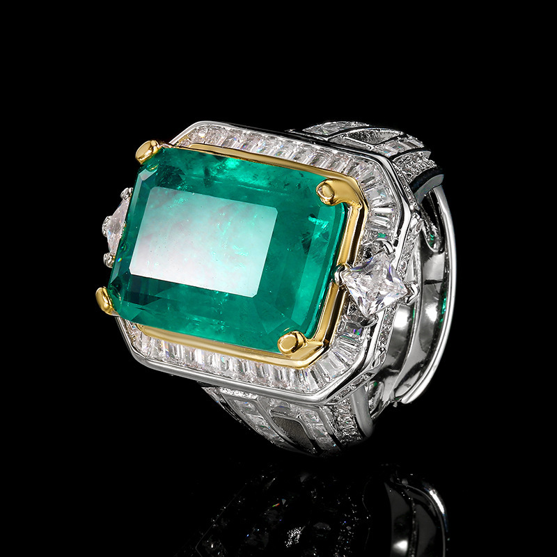adjustable size Emerald ring