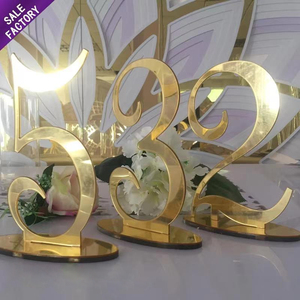Support de numéros de table personnalisé pour restaurant, support de numéros de table en miroir doré 3D, cartes de numéros de table pour événements - Product Image 1