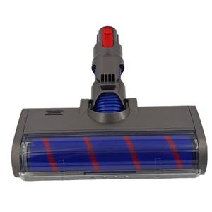 <span class=keywords><strong>Pour</strong></span> Dysons V7 V8 V10 <span class=keywords><strong>V11</strong></span> V12 pièces de rechange aspirateur <span class=keywords><strong>brosse</strong></span> de tapis sol amovible tête de rouleau <span class=keywords><strong>brosse</strong></span> accessoire avec Led - Product Image 4