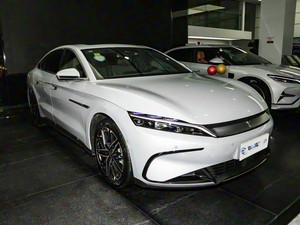 BYD Han <span class=keywords><strong>EV</strong></span> 2025 Modello Premium 605KM Bianco Auto Elettrica Pura Berlina Piattaforma ad Alta Tensione 800V Guida Intelligente L2 ADAS 6kW V2L - Product Image 3