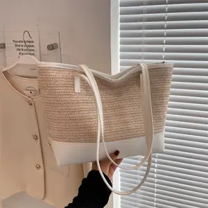 Chic Trendy Large Straw Leather Handbag for Women Fashionable Beach Bag for Travel and Shopping for Girls