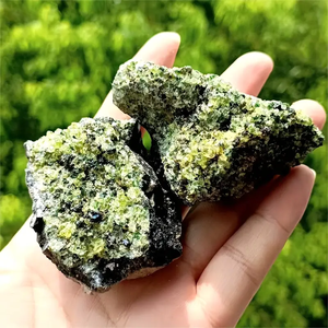 Esemplare di peridoto naturale-con matrice di Lava-<span class=keywords><strong>rocce</strong></span> <span class=keywords><strong>verdi</strong></span> e nere-per la creazione di gioielli, decorazioni per la casa, esposizione da collezione - Product Image 5