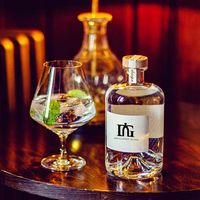 Échantillon gratuit - Bouteilles à spiritueux en verre transparent classiques de 750 ml pour gin, rhum, whisky, vodka, tequila avec gravure