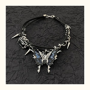 Gargantilla Zooying con Colgante de Mariposa Intrincada Tono Lavanda Cadena Ajustable Joyería Gótica Vintage Regalo para Mujer <span class=keywords><strong>Collar</strong></span> de Moda - Product Image 4