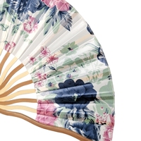 2023 Sublimation Graduation pliable chinois ventilateur avec pochette auto ventilateur femme tissu emballé bâtons de bambou pour ventilateurs à main