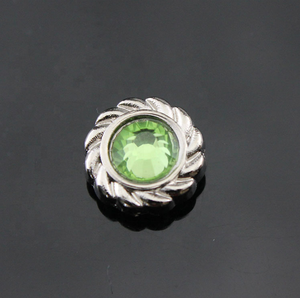 Botones de remaches vaqueros de metal Fábrica al por mayor de remaches de diamantes de imitación de metal Espárragos para cuero Denim logotipo personalizado - Product Image 2