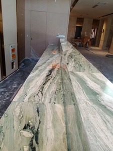 Losas de mármol verde <span class=keywords><strong>Vitoria</strong></span> de China Verde, azulejos de piedra Natural, corte personalizado para pisos, revestimiento de paredes, mesas y bañera de baño - Product Image 5