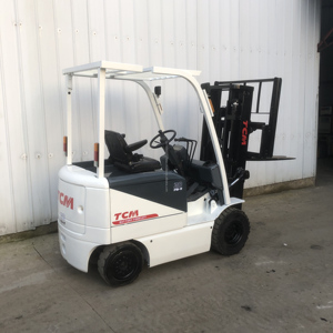 Montacargas Eléctrico TCM FD20 Usado de Alta Calidad, con Motor Diésel en Buen Estado, de Japón, con Capacidades de 2 y 3 Toneladas, en Venta - Product Image 4