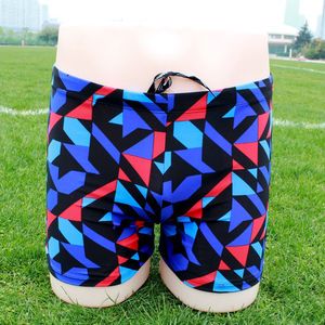 กางเกงขาสั้นชายหาดผู้ชาย ผ้าถัก มีเชือกปรับได้ หลายสี สำหรับใส่เล่นน้ำและกีฬาทางน้ำ - Product Image 3