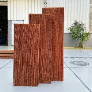 Tapis de refroidissement évaporatif avancé 1500x600x150mm marron en papier kraft écologique pour volailles - Product Image 1