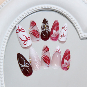 Venta al por mayor de fábrica: 24 uñas postizas 3D con diseño de estrella de mar, punta francesa y puntos de flor de hielo, con pegamento. - Product Image 2
