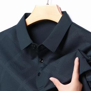 Nouvelles tendances de vente en gros de tricots d'été à carreaux à manches courtes pour hommes pull à col rabattu ample décontracté sweat-shirt pour hommes - Product Image 3