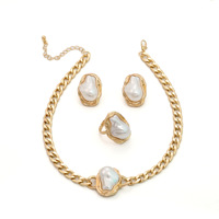 Collier de perles irrégulières en alliage plaqué or de luxe vintage européen et américain avec pierres naturelles pour femme – Collection Anniversaire