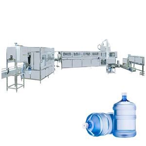 Cubo <span class=keywords><strong>de</strong></span> plástico <span class=keywords><strong>de</strong></span> barril grande automático 18l 9l 20l dispensador <span class=keywords><strong>de</strong></span> 5 galones embotellador <span class=keywords><strong>de</strong></span> agua línea <span class=keywords><strong>de</strong></span> planta limpieza máquina <span class=keywords><strong>de</strong></span> llenado y tapado - Product Image 1