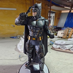 Estatua de Batman de tamaño real en fibra de vidrio de <span class=keywords><strong>DC</strong></span> COMIC <span class=keywords><strong>Super</strong></span> <span class=keywords><strong>Heroes</strong></span>, escultura de resina de Batman para decoración - Product Image 5