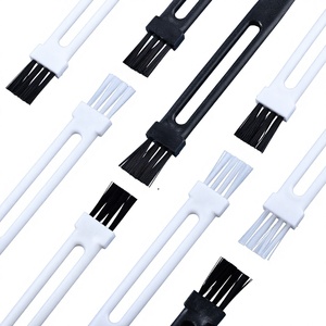 Vente en gros usine : Rasoir, Tue-moustiques, Presse-ail, Brosse <span class=keywords><strong>de</strong></span> nettoyage en fibres chimiques, Broyeur à cigarettes, Brosse pour fentes et interstices 15 - Product Image 1